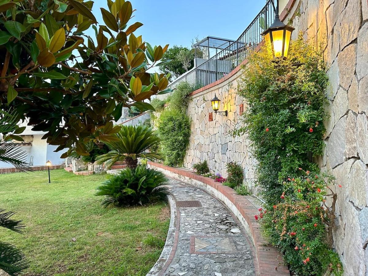 Villa Amalu Capri Piscina E Giardino Extérieur photo