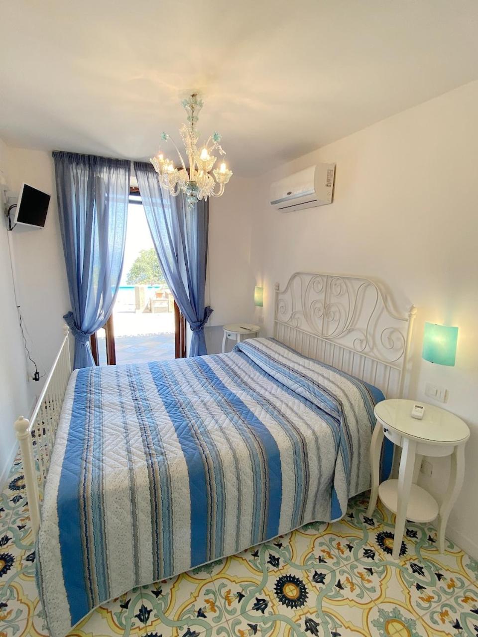 Villa Amalu Capri Piscina E Giardino Extérieur photo
